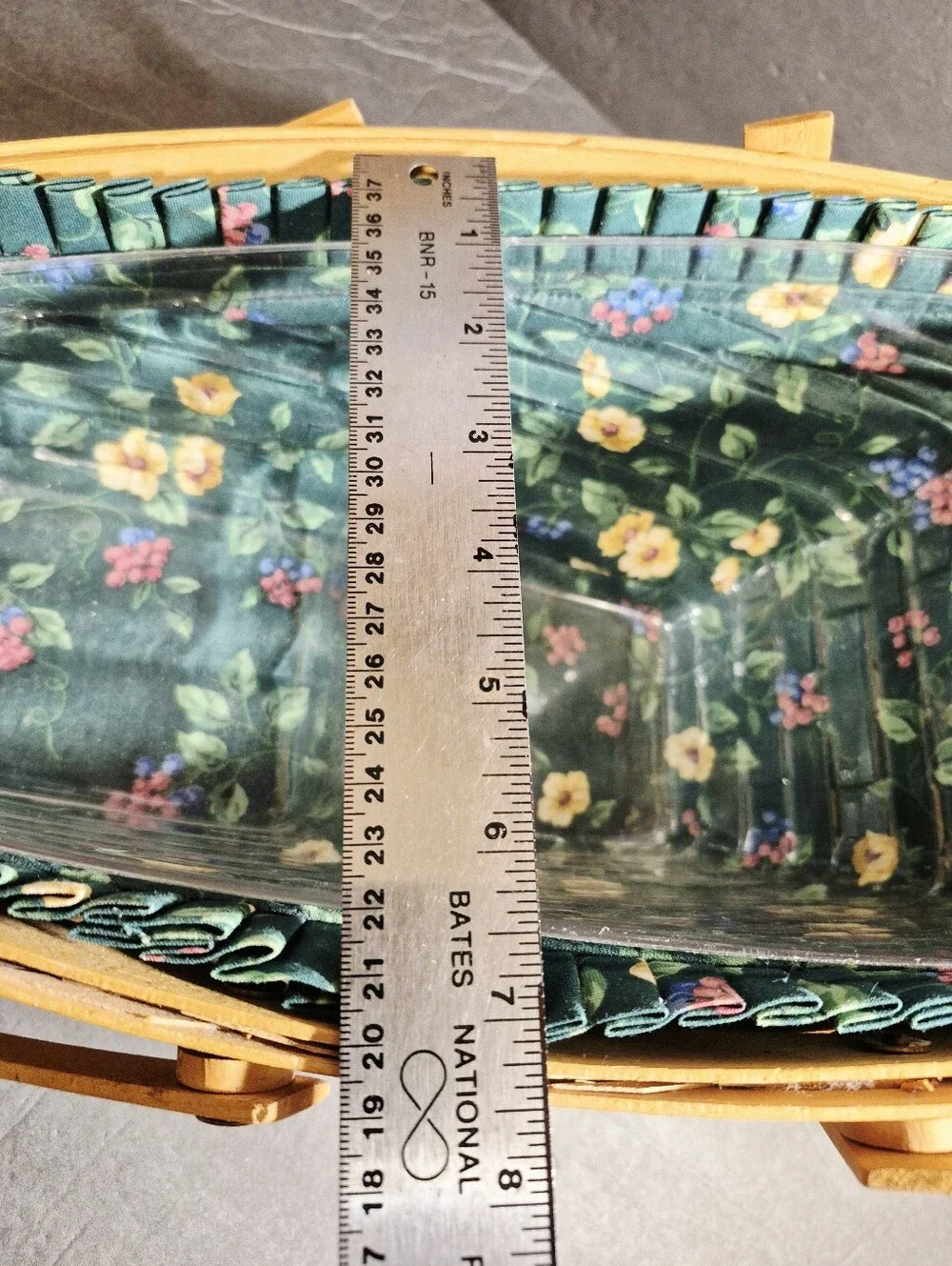 Longaberger Medium Vegetable Basket Liner Green Floral Ruffled Edge  & Protector